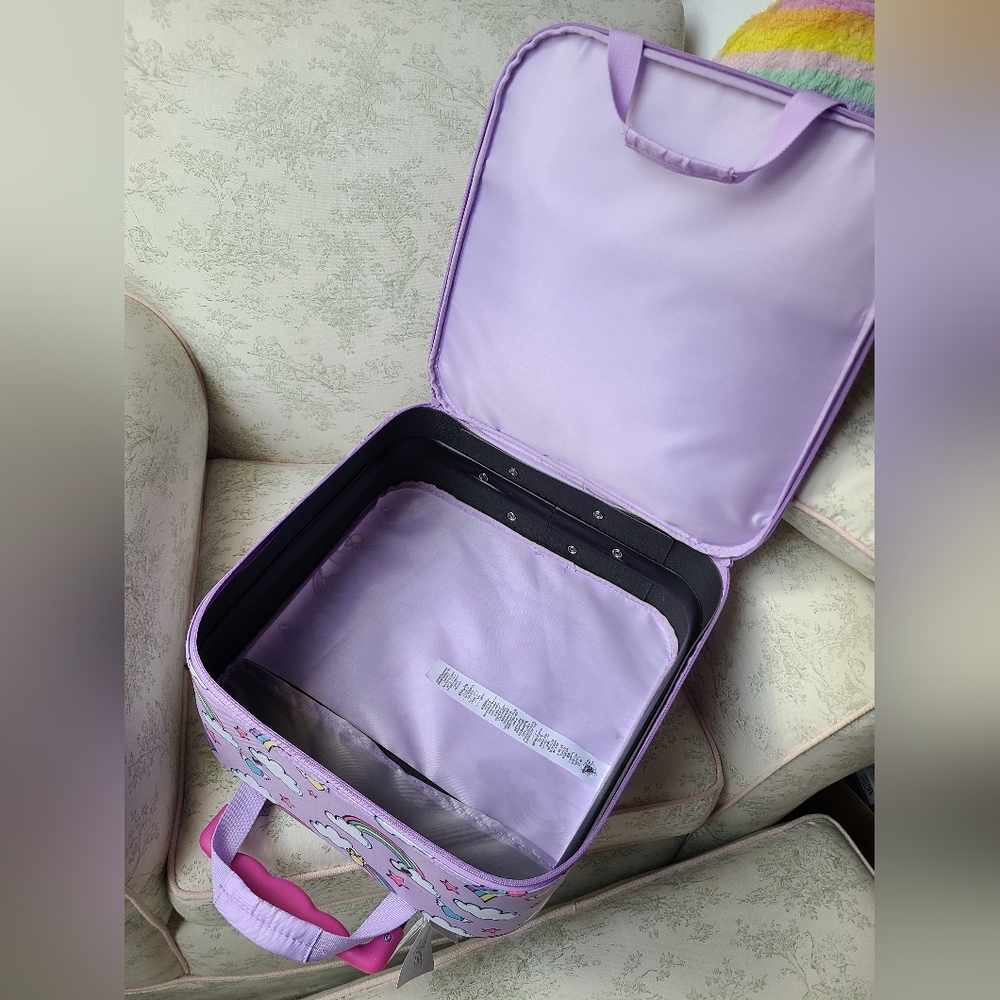 Disney Suitcase - Picture 4 of 4